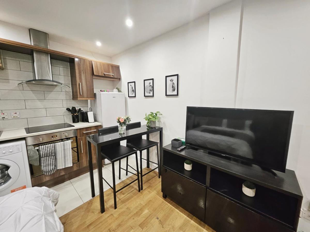Gdy0 - The Green Dragon Apartment ลอนดอน ภายนอก รูปภาพ